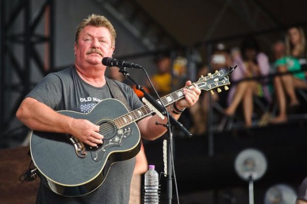 Joe Diffie dies